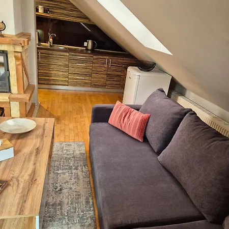 Na Polanie * קריניצה זדרוי